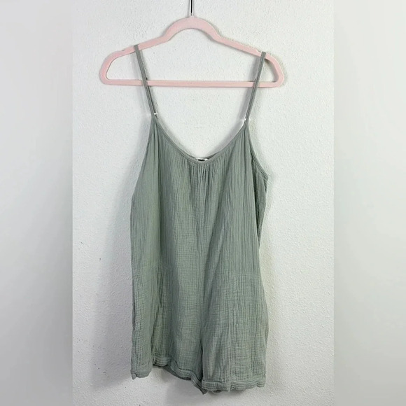 Nation LTD Revolve Mariah Easy Romper in everglades green color size M - Picture 5 of 13